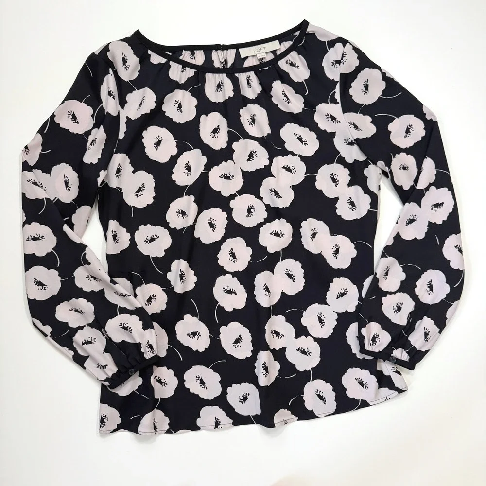 LOFT Floral Poppy Blouse Womens Black White Long Sleeve Pleated Neck Top M‎